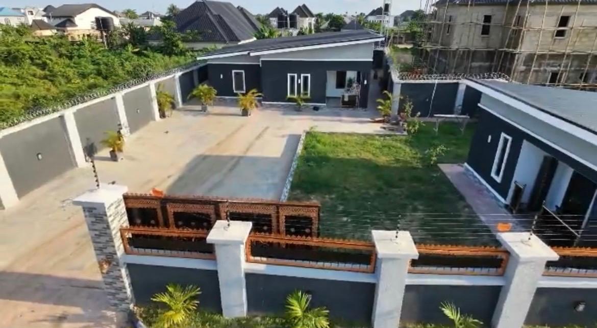 NEWLY BUILT 4-BEDROOM BUNGALOW  photo 15