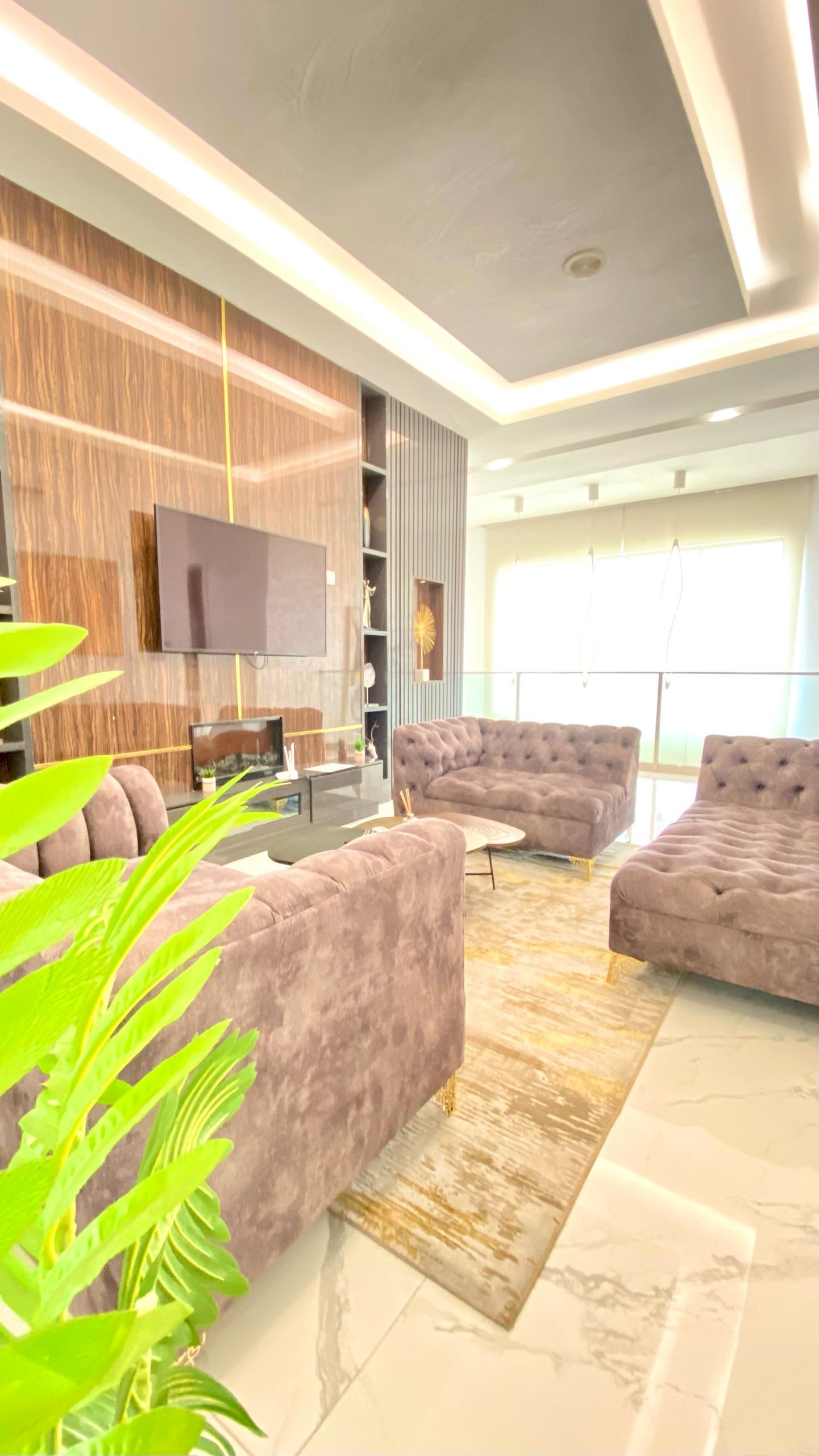 5 bedroom detached home with snooker, gym, swimmingpool, rooftop terrace and sea view photo 12