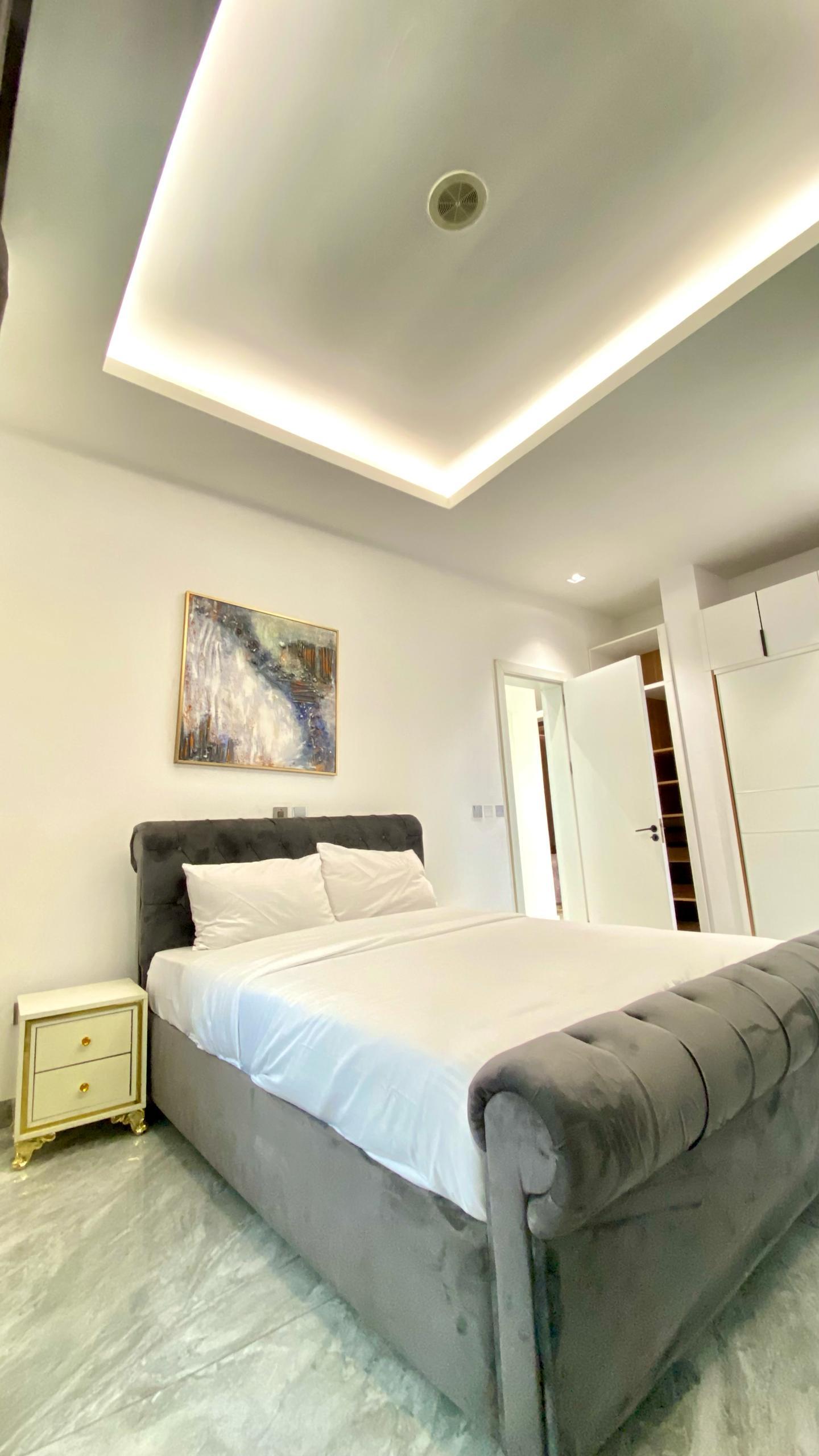 5 bedroom detached home with snooker, gym, swimmingpool, rooftop terrace and sea view photo 11