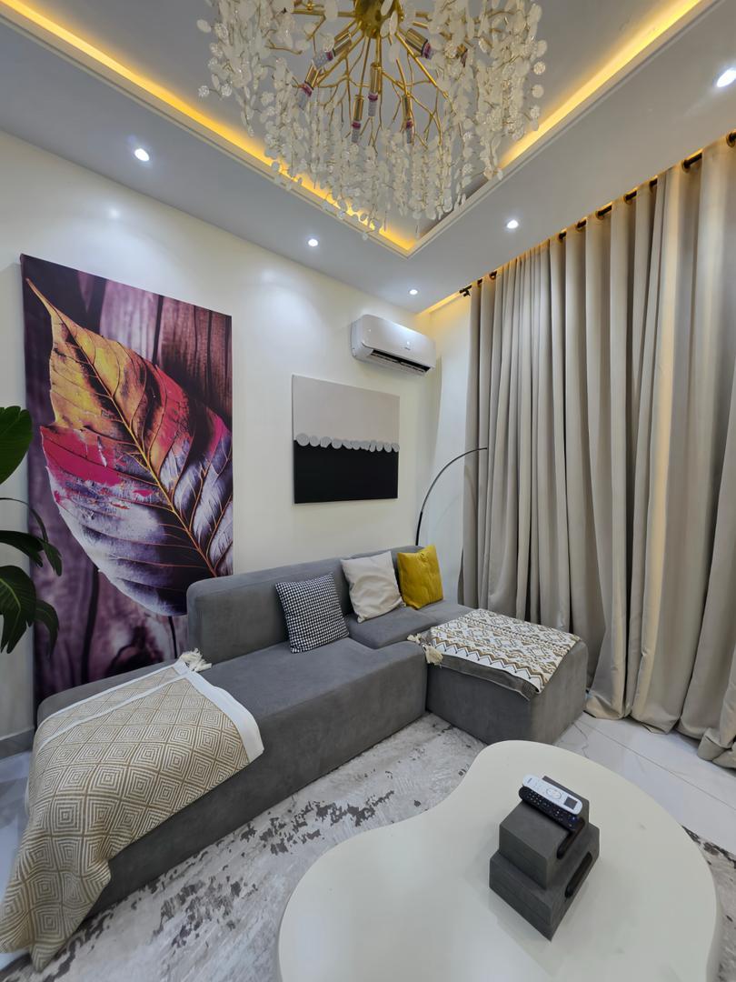 Luxury One Bedroom Apartment with pool and gym.. photo 7