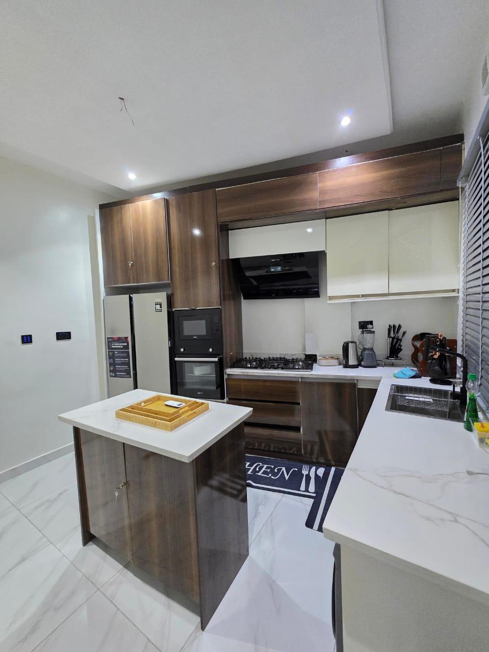 Luxury One Bedroom Apartment with pool and gym.. photo 12
