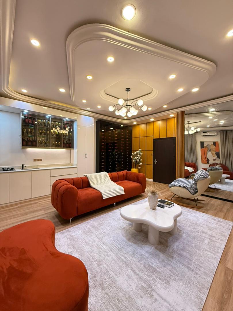 Treat yourself to a relaxing and heartfelt experience in our luxury 1 Bedroom Shortlet Apartment. photo 8