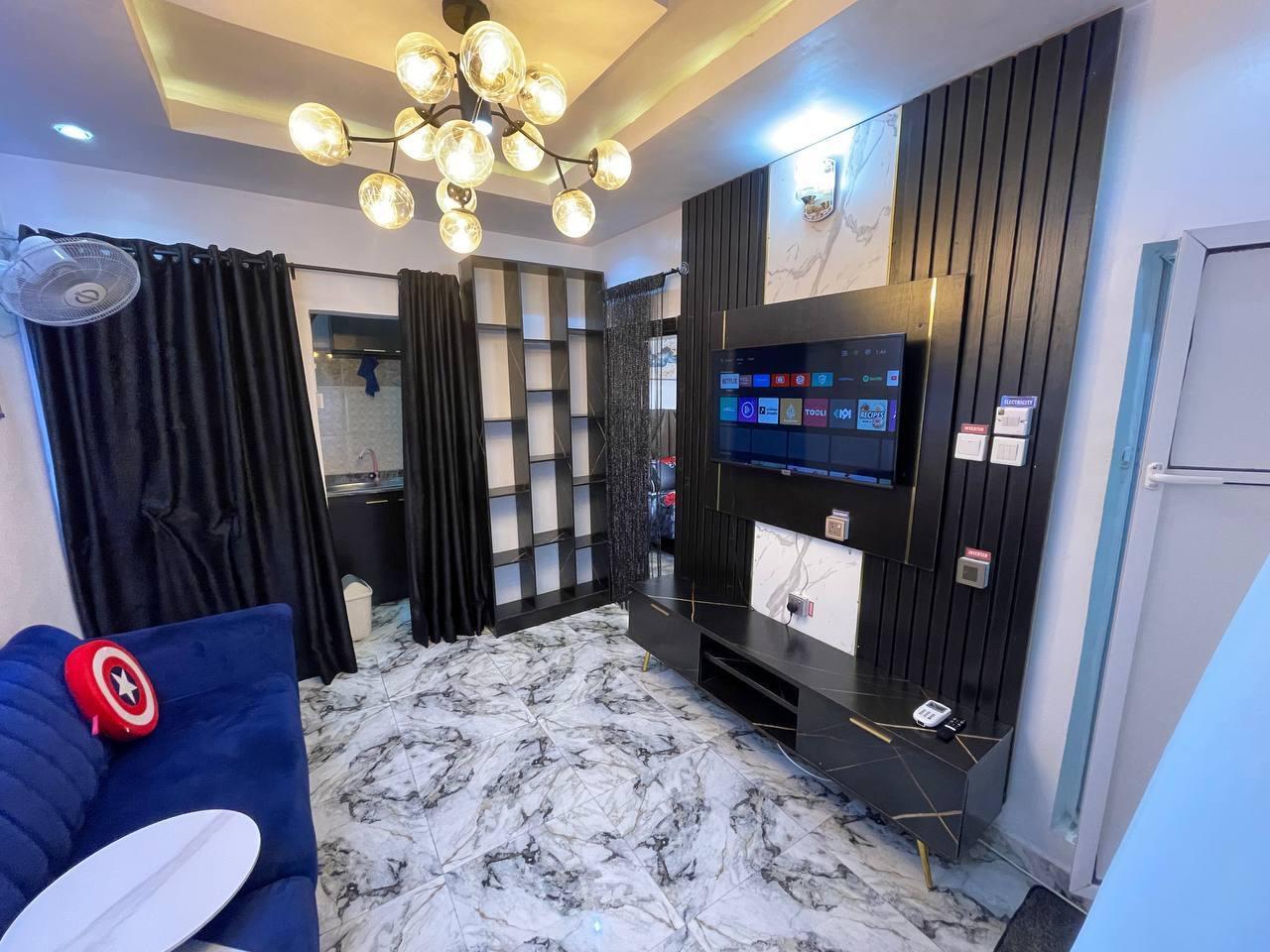 Mirror Suite photo 2