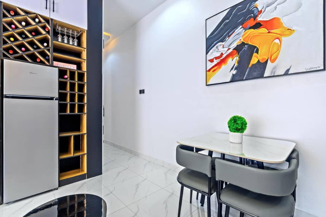 Experience maximum comfort in our modern 1/2 bedroom city view apartment with a PS5, swimming pool, gym and 2 spacious balconies photo 7