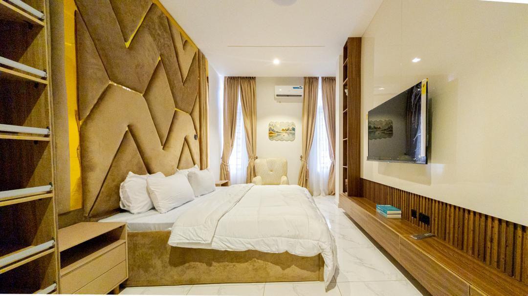 NEW IN‼️‼️ AVAILABLE FROM TODAY
Brand New Luxury 2Bed with fantastic amenities
photo 16