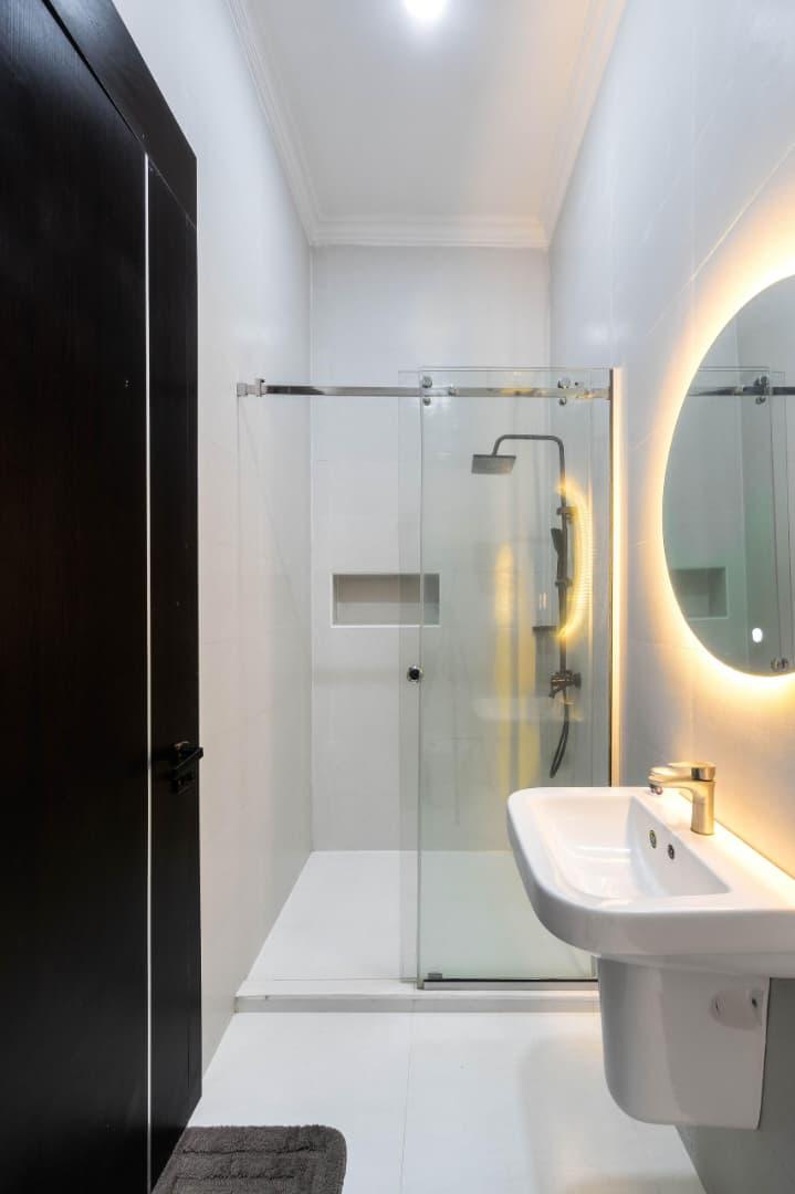 ✨ Newly Launched 2-Bedroom Luxury Apartment
📍 Ikate, Lekki
photo 6
