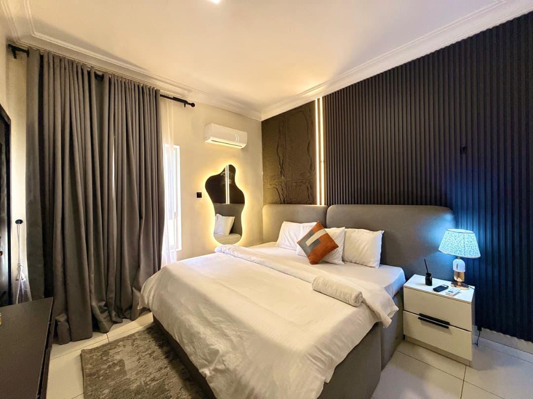 Beautifully furnished 2 bedroom apartment with a private cinema, bathub and BDSM kits is available