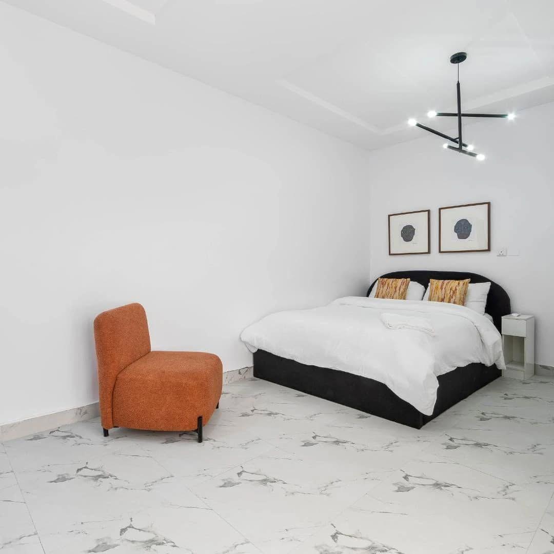 Ete 1:* Minimalist 2 Bedroom High rise apartment
Now available for short and long stays photo 9