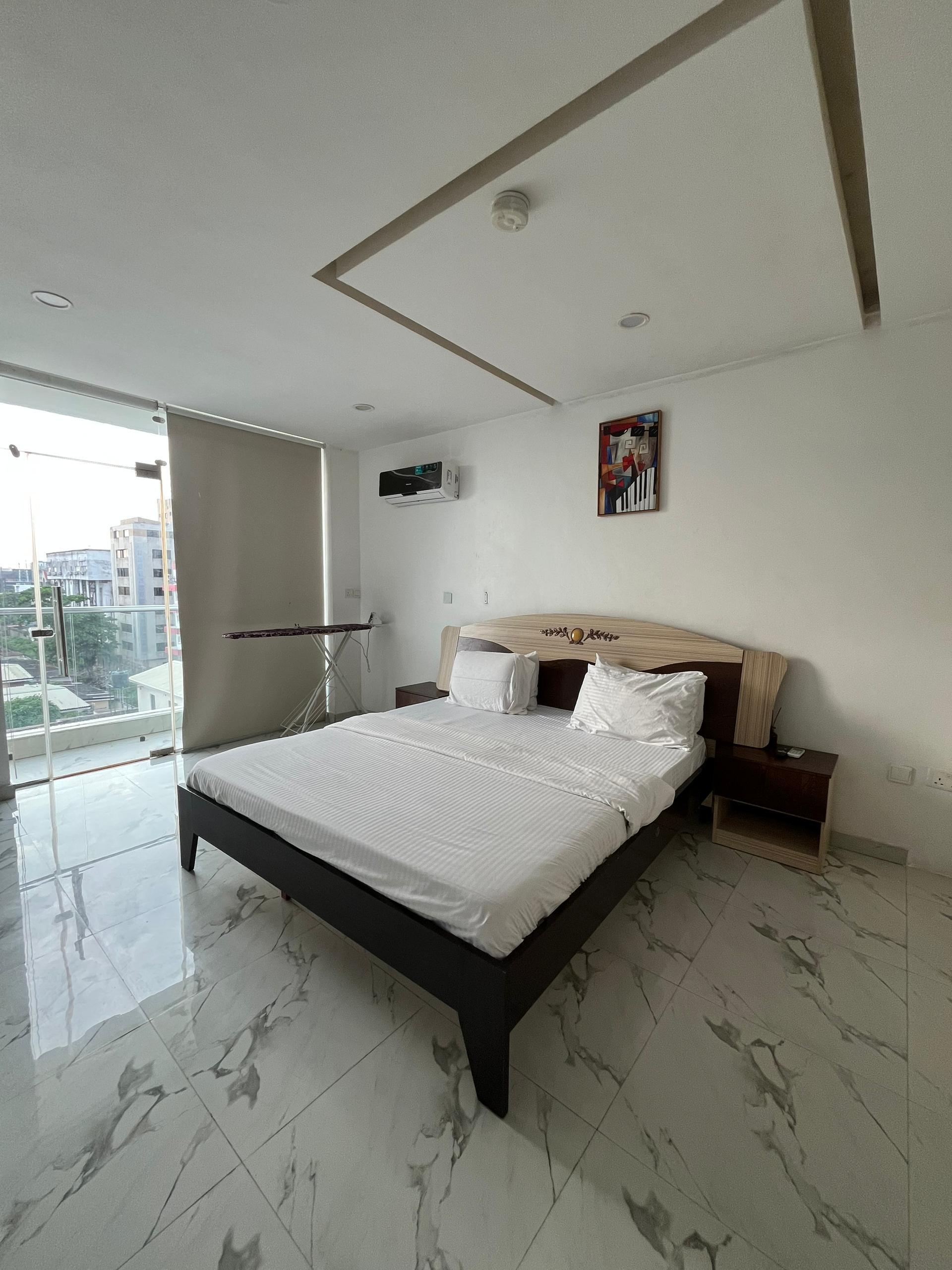 Luxury 1 bedroom apartment in vi photo 14