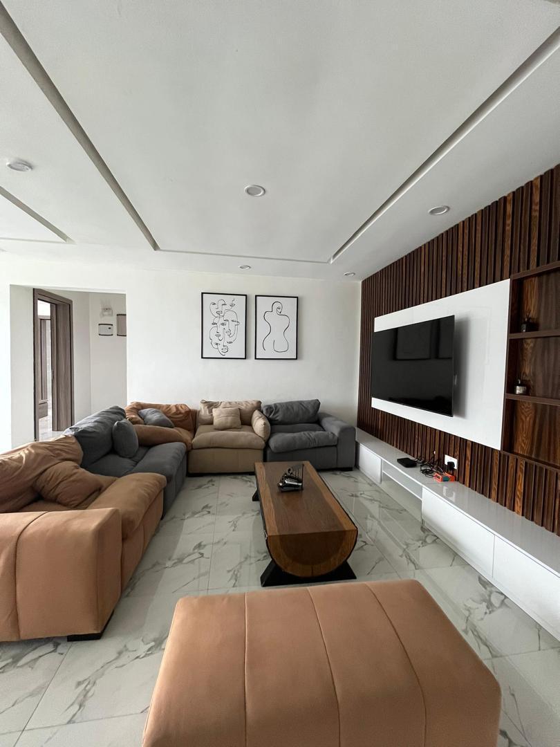 Luxury 1 bedroom apartment in vi photo 2
