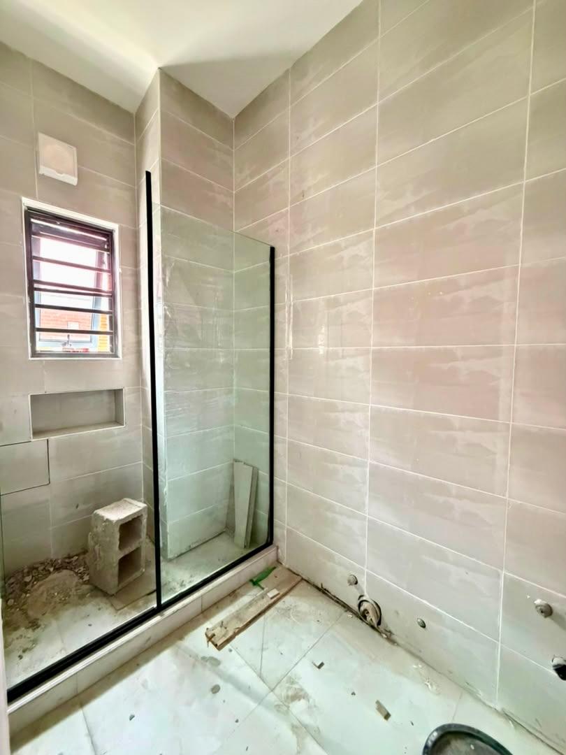A Masterpiece in Modern Living, 4 Bedroom Terraced Duplex photo 7