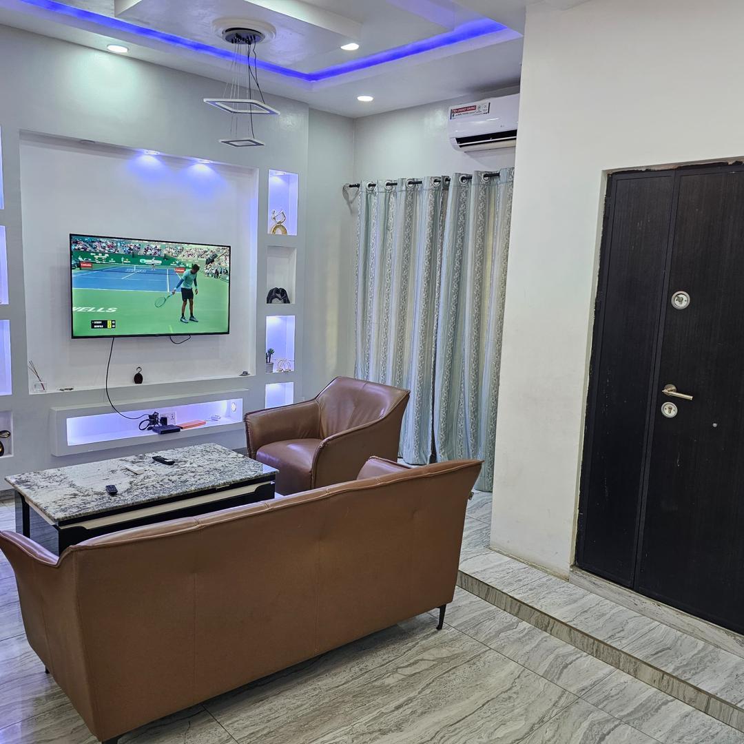 SPACIOUS THREE BED APARTMENT WITH POOL AT IKEJA* photo 10