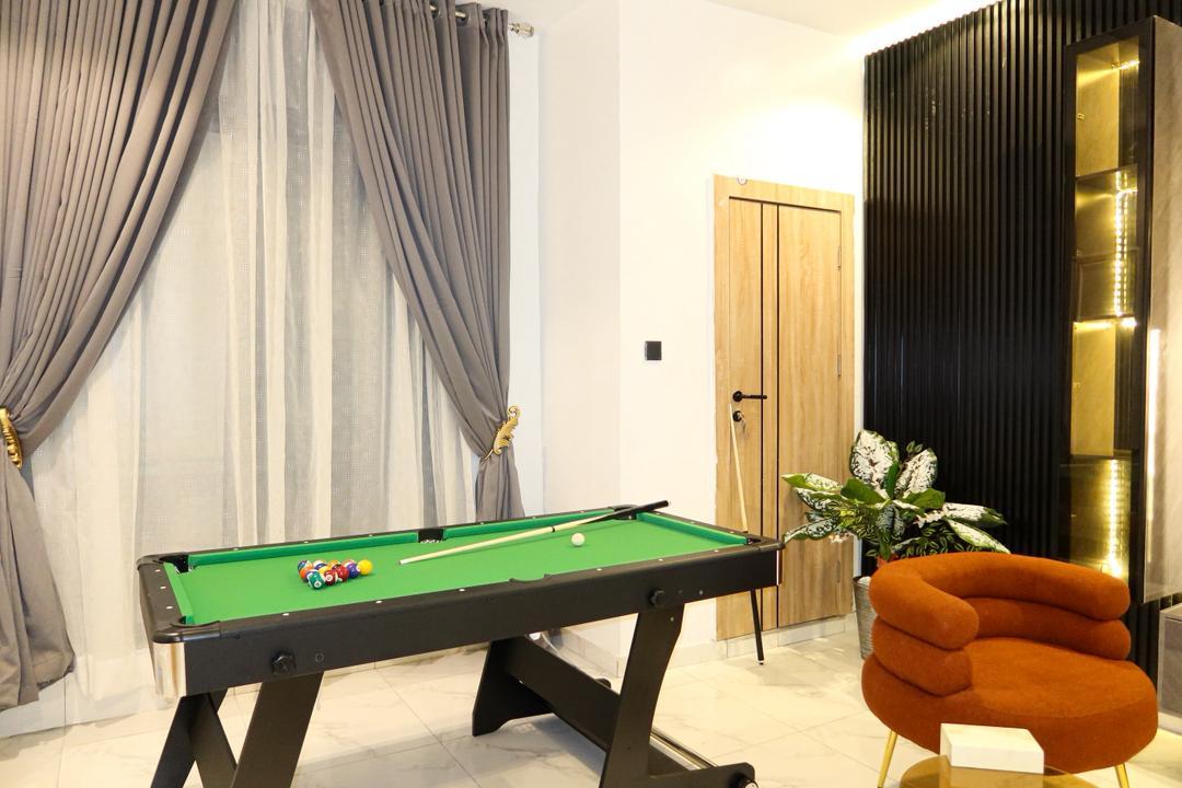 Welcome to our Newest 2-bedroom shortlet apartment, where modern comfort, stylish interiors, and premium amenities meet affordable pricing 😉
*EBONY photo 7