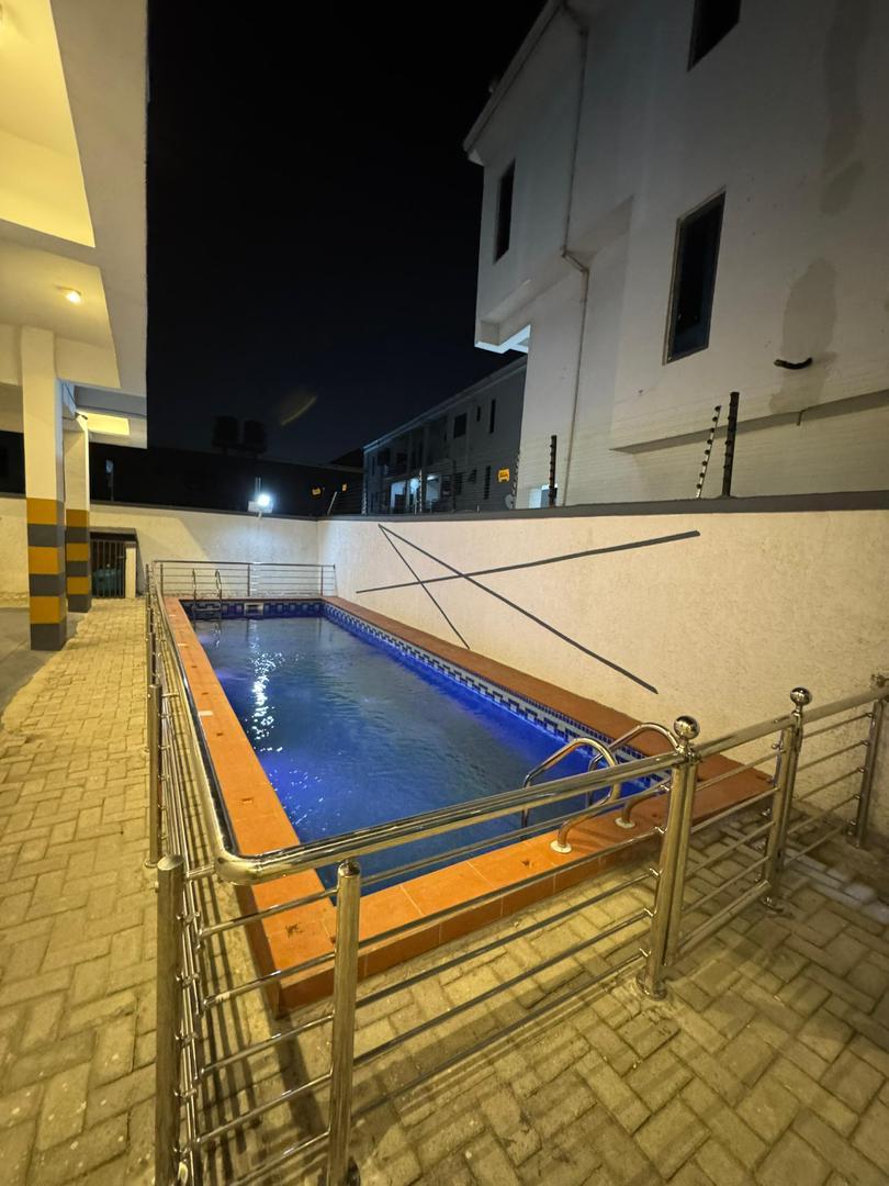 Welcome to our Newest 2-bedroom shortlet apartment, where modern comfort, stylish interiors, and premium amenities meet affordable pricing 😉
*EBONY photo 13