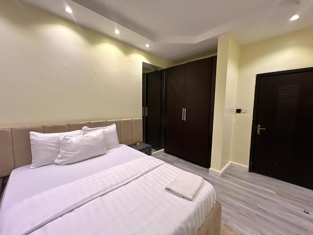 3-BEDROOM APARTMENT | IMAX | LEKKI PHASE 1* photo 12