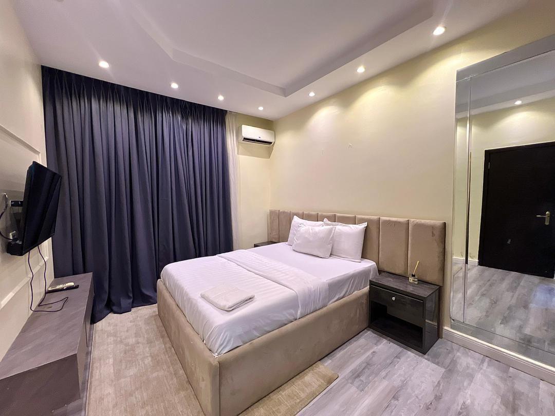 3-BEDROOM APARTMENT | IMAX | LEKKI PHASE 1* photo 13