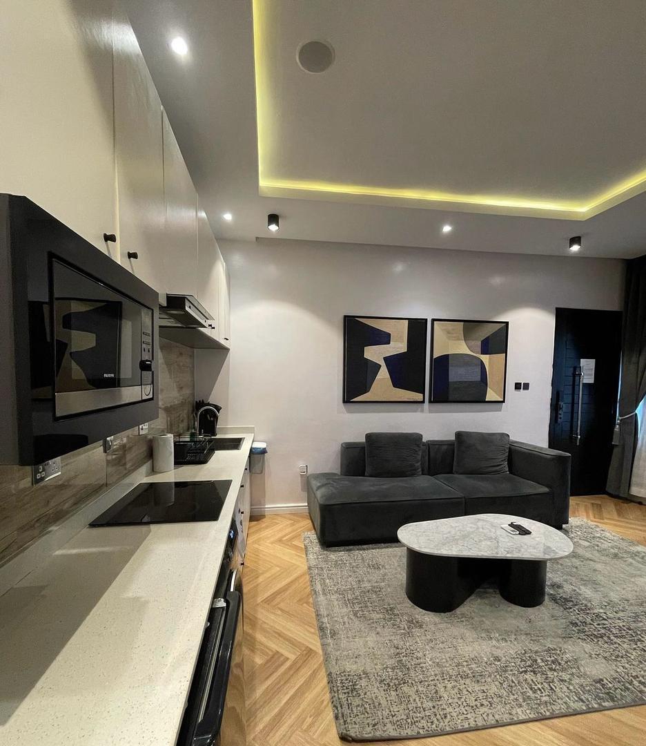 Live luxuriously 2 bedroom Apartment Lekki Phase 1
photo 6