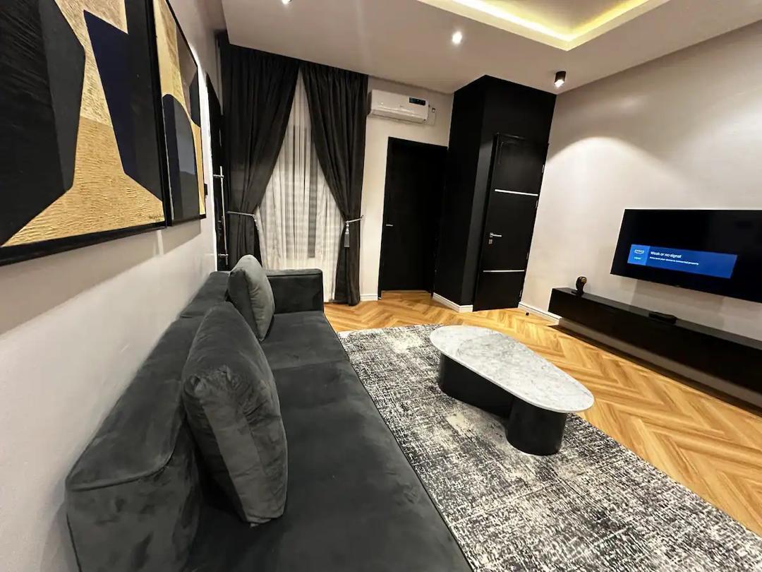 Live luxuriously 2 bedroom Apartment Lekki Phase 1
photo 9