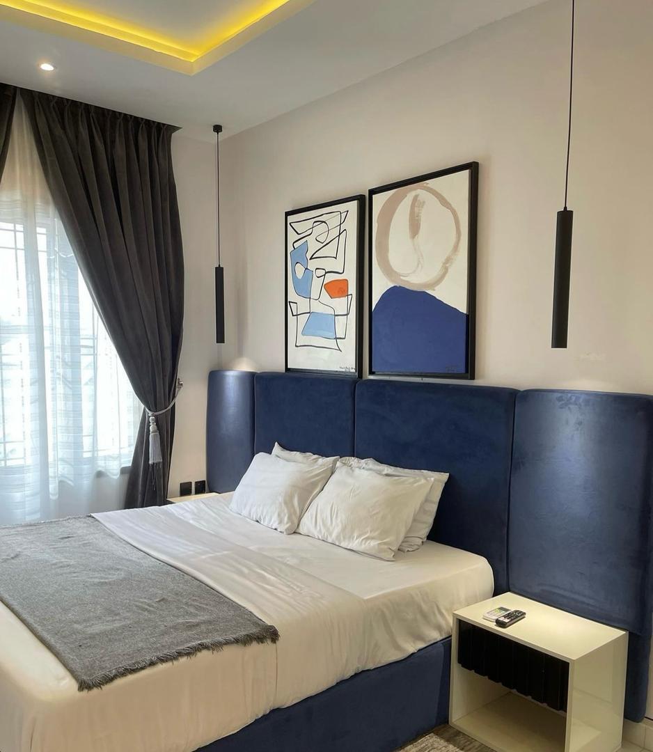 Live luxuriously 2 bedroom Apartment Lekki Phase 1
photo 8