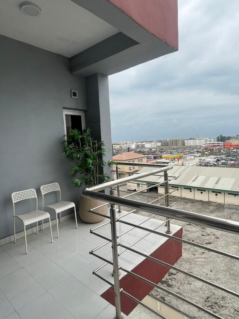 ETE 1:* Minimalist 2 Bedroom High rise apartment
Now available for short and long stays photo 10