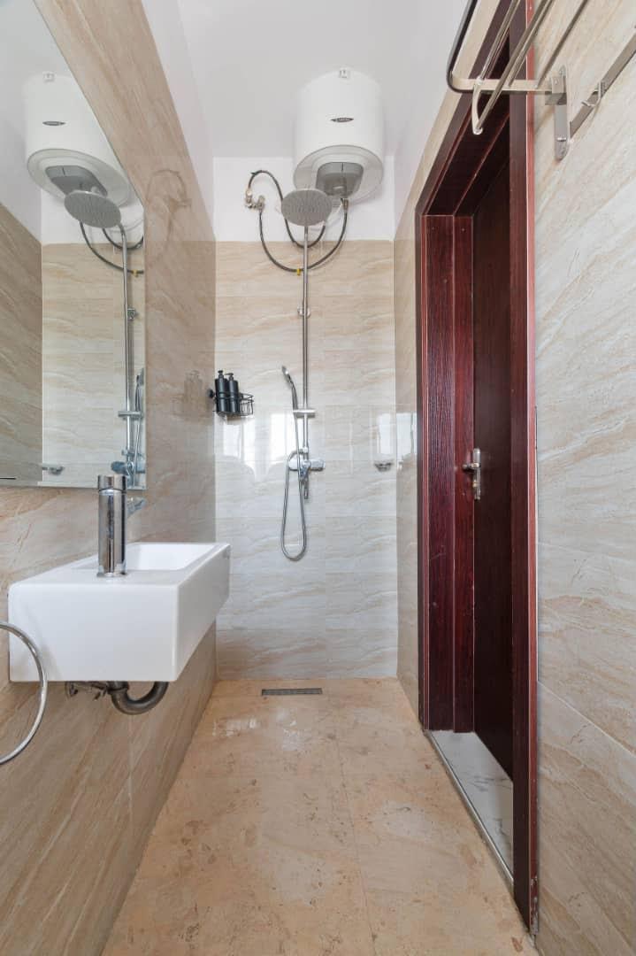 ETE 1:* Minimalist 2 Bedroom High rise apartment
Now available for short and long stays photo 4