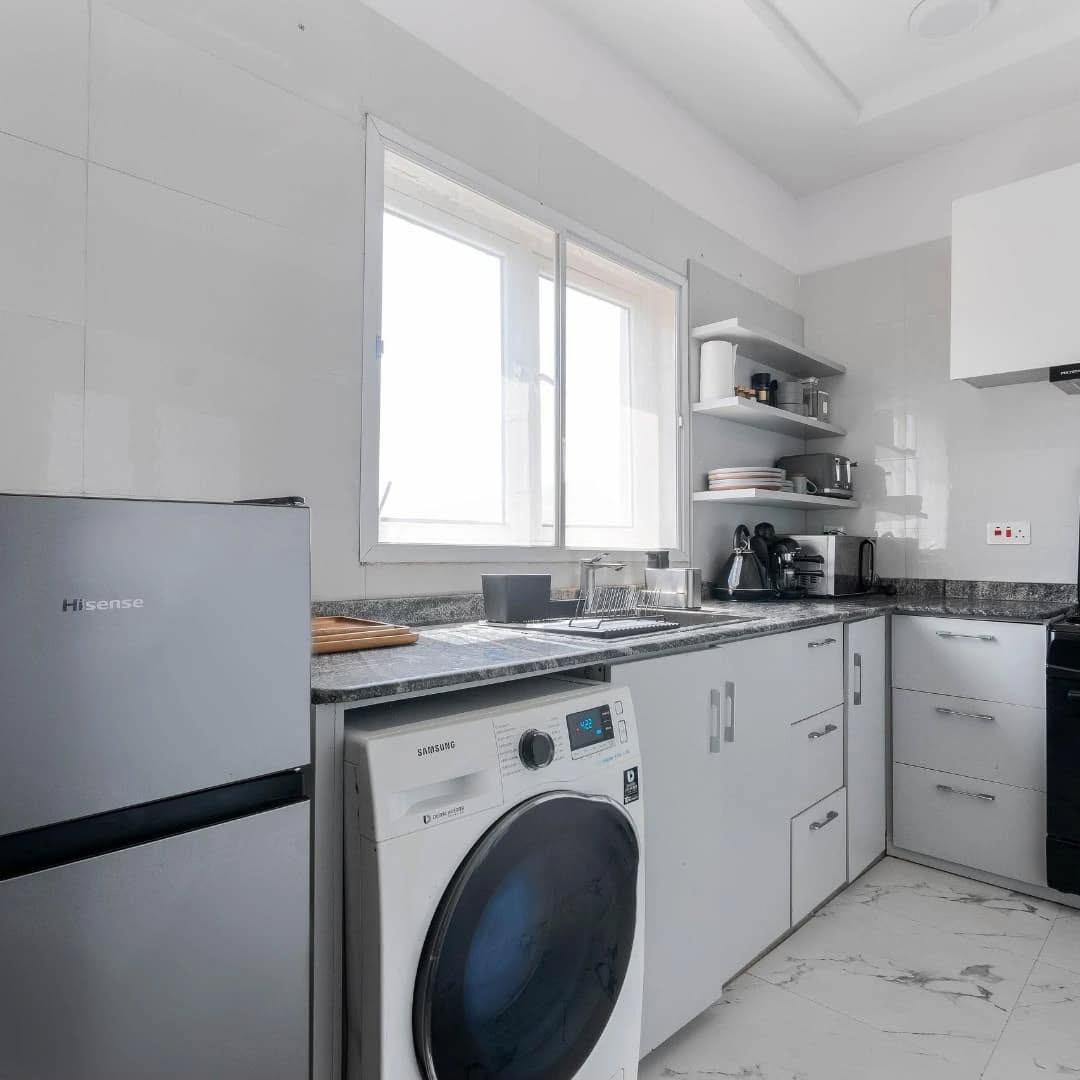 ETE 1:* Minimalist 2 Bedroom High rise apartment
Now available for short and long stays photo 5