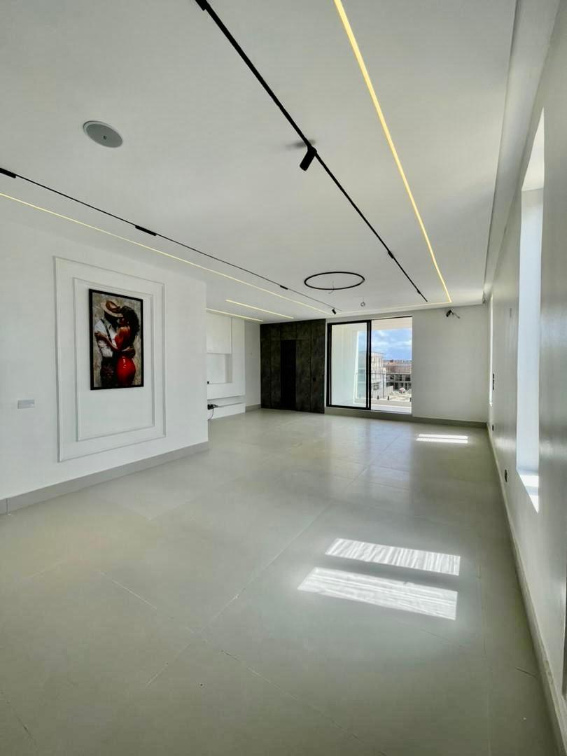 ELEGANT 5 BEDROOM SEMI-DETACHED DUPLEX WITH CINEMA, POOL & BQ photo 11