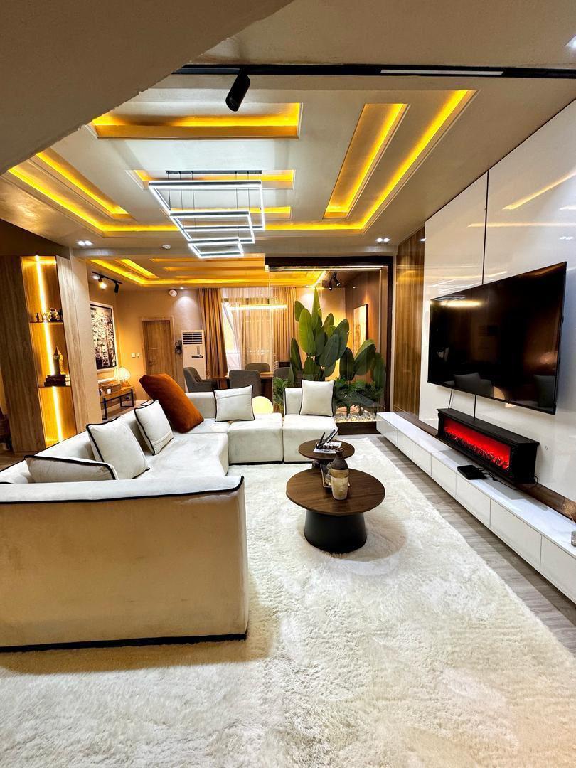 4 bedroom Waterfront Maisonette apartment
