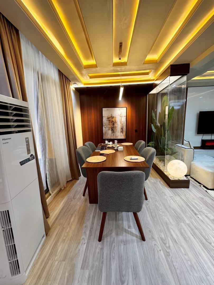 4 bedroom Waterfront Maisonette apartment photo 8