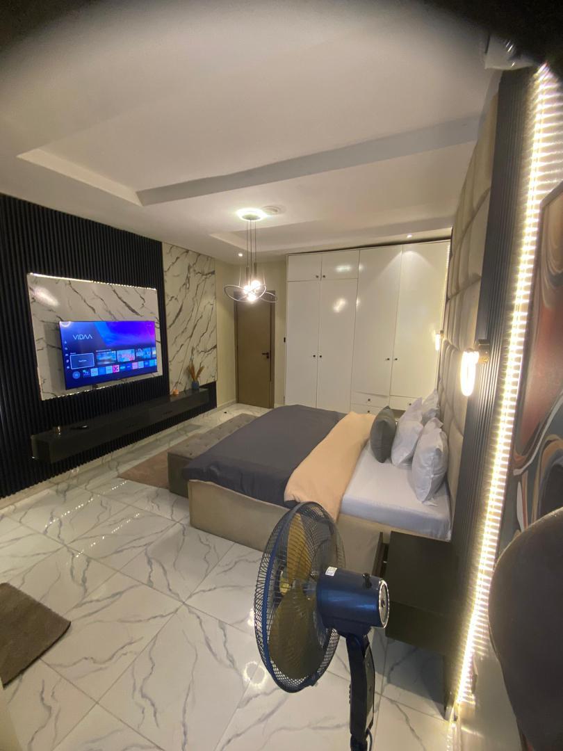 Brownie*
LUXURY 3-BEDROOM APARTMENT WITH POOL | Ikate Lekki. photo 7
