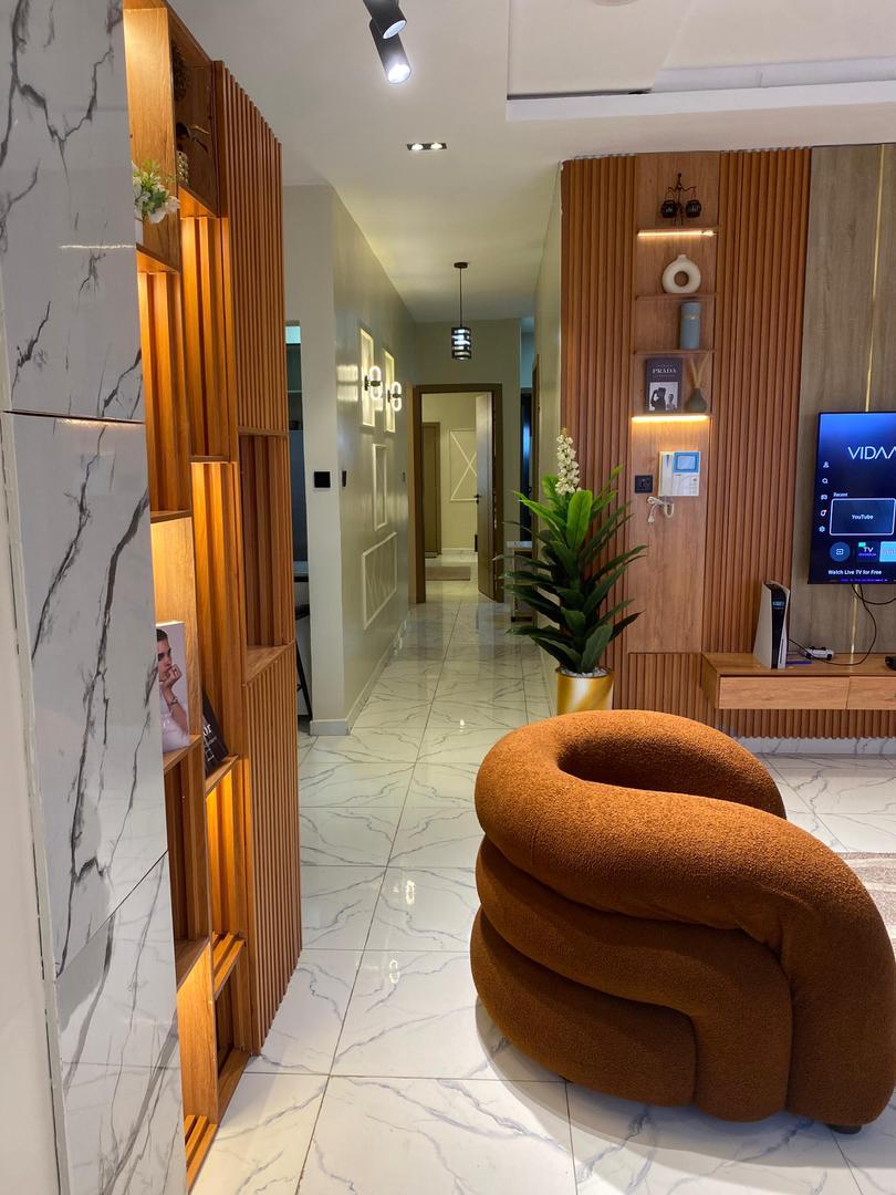 Brownie*
LUXURY 3-BEDROOM APARTMENT WITH POOL | Ikate Lekki.