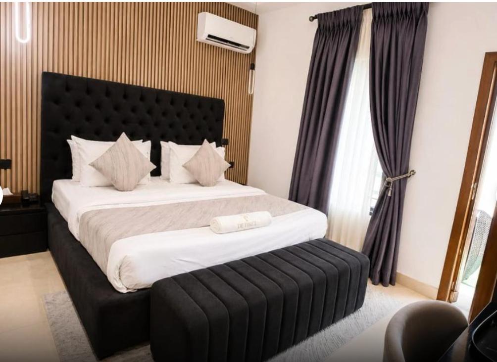 Junior Suite with Balcony