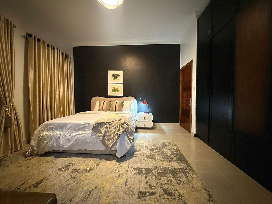 Our 4-Bedroom Haven at Lekki Phase 1 is freshly renovated and officially ready for bookings* available for parties!!! photo 9