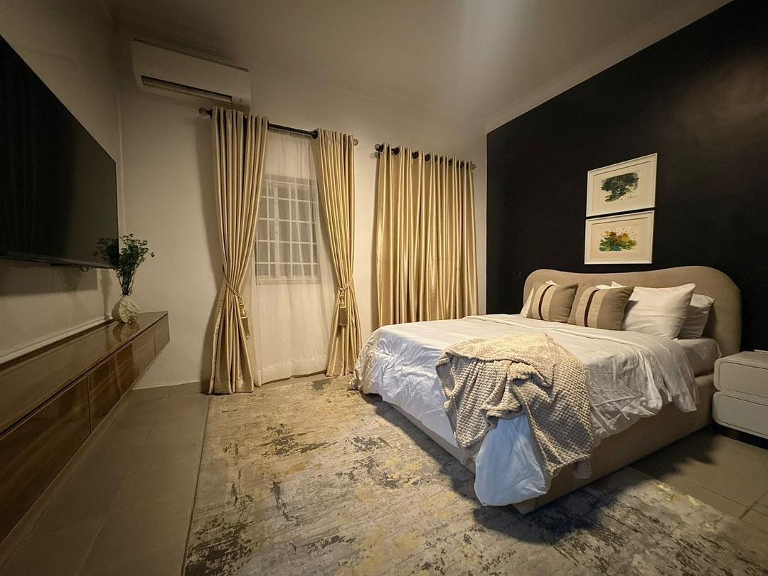 Our 4-Bedroom Haven at Lekki Phase 1 is freshly renovated and officially ready for bookings* available for parties!!! photo 10