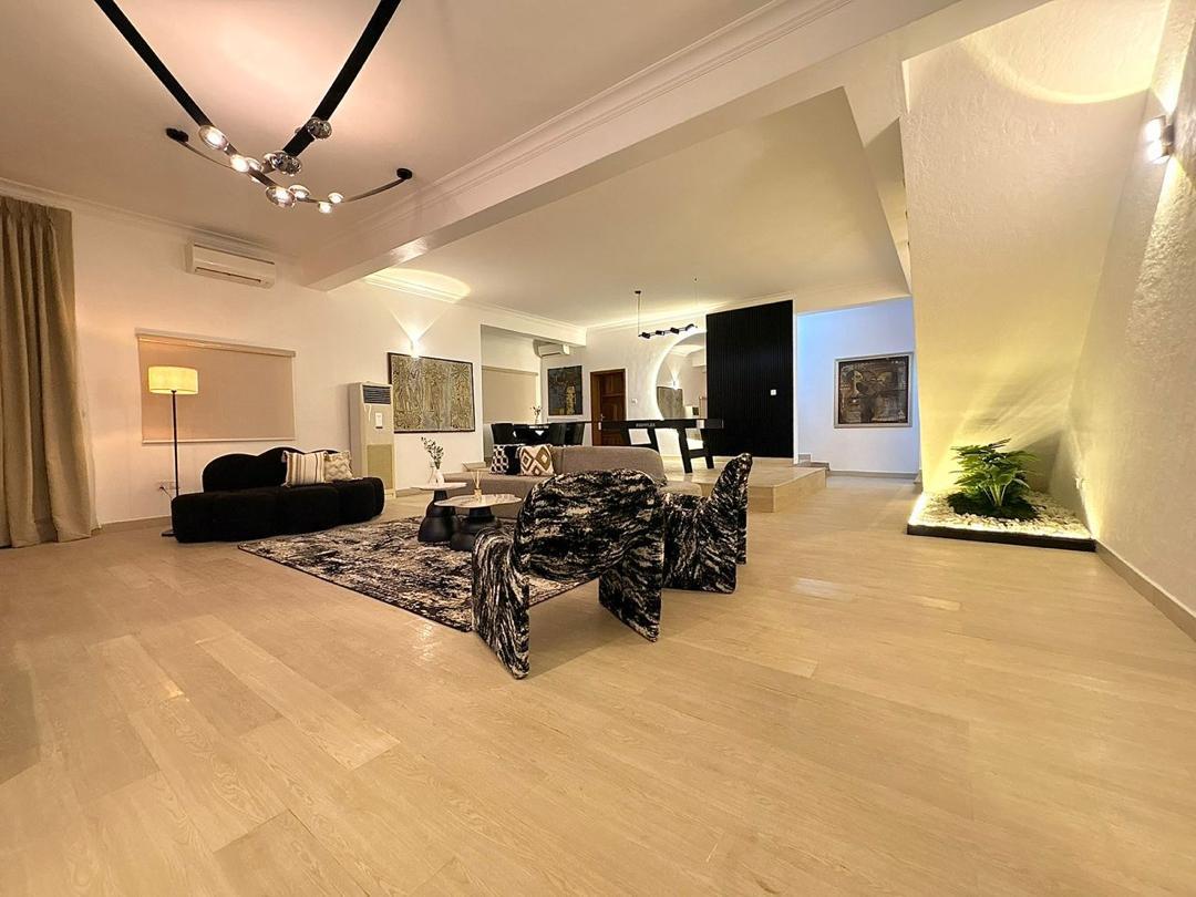 Our 4-Bedroom Haven at Lekki Phase 1 is freshly renovated and officially ready for bookings* available for parties!!! photo 2