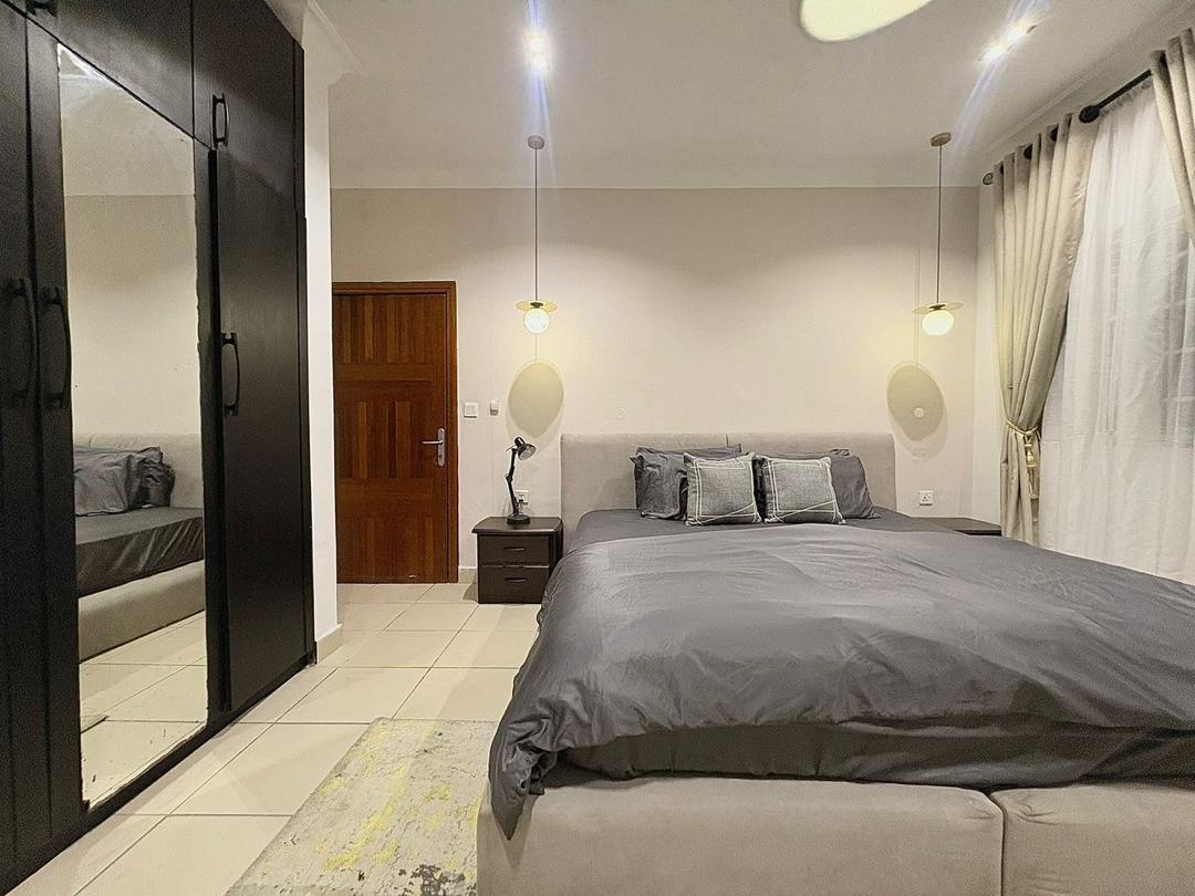 Our 4-Bedroom Haven at Lekki Phase 1 is freshly renovated and officially ready for bookings* available for parties!!! photo 15