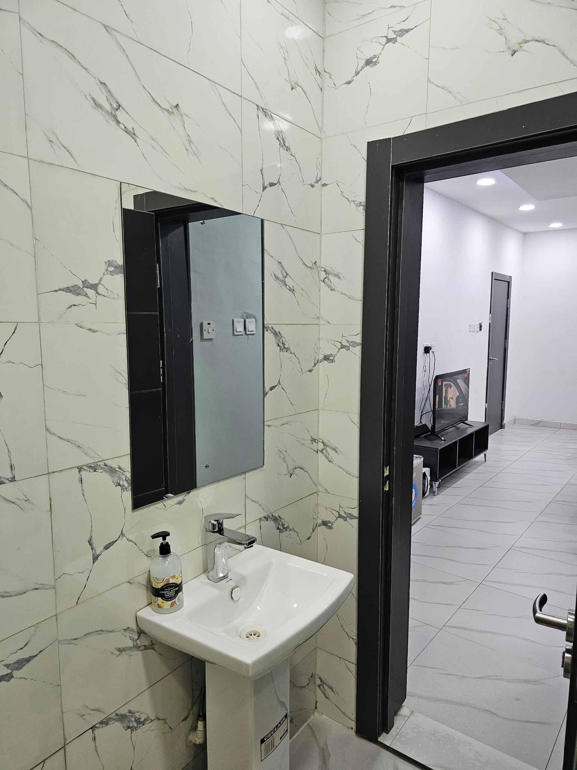 Studio apartment with pool in ikeja photo 10