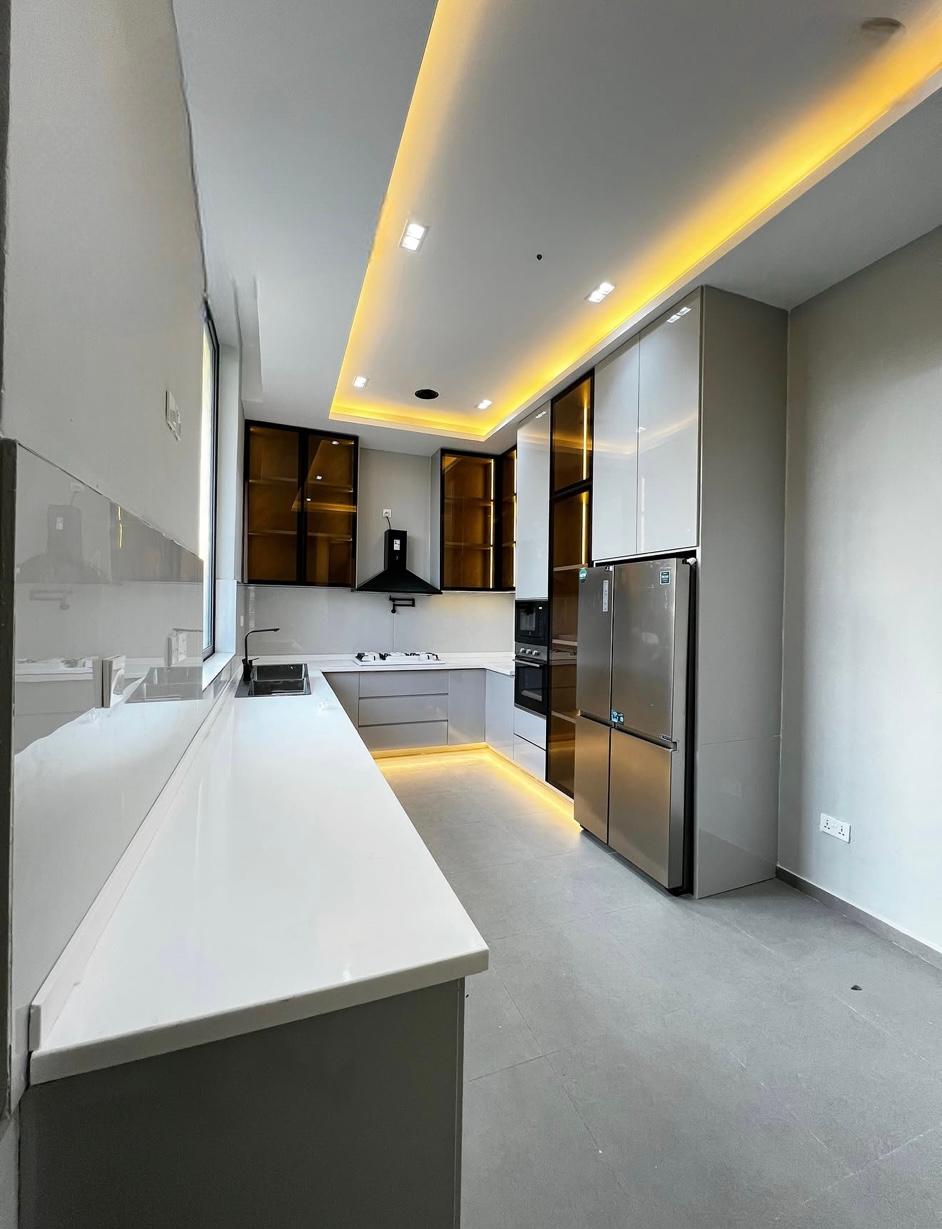 ULTRA-LUXURY 5 BEDROOM DETACHED RESIDENCE WITH ELEVATOR, CINEMA & ROOFTOP TERRACE photo 7