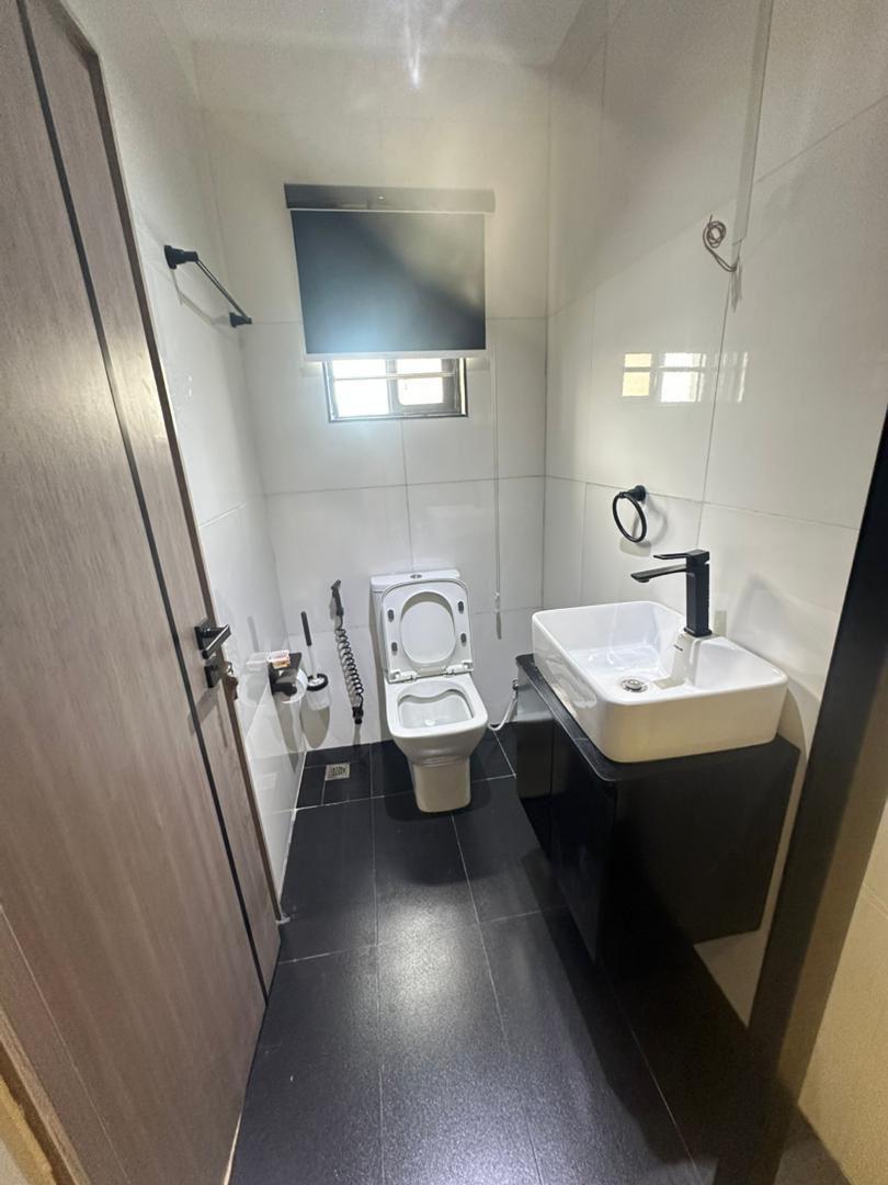🏡 FOR SALE – Luxury & Tastefully Finished Modern Bungalow 🏡.