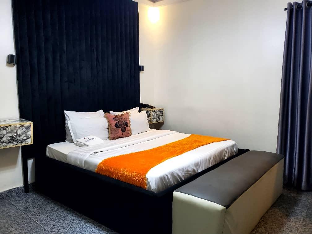 Luxury B Standard Room