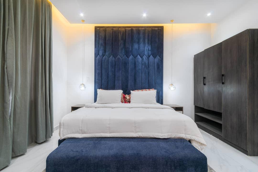 4 bedroom in Ikate photo 9