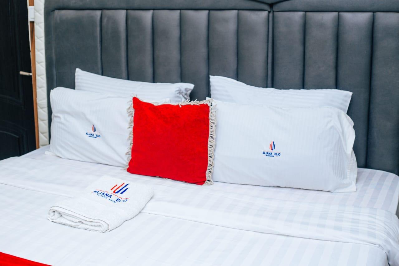 LUXURY B FLAT A — Deluxe Room
