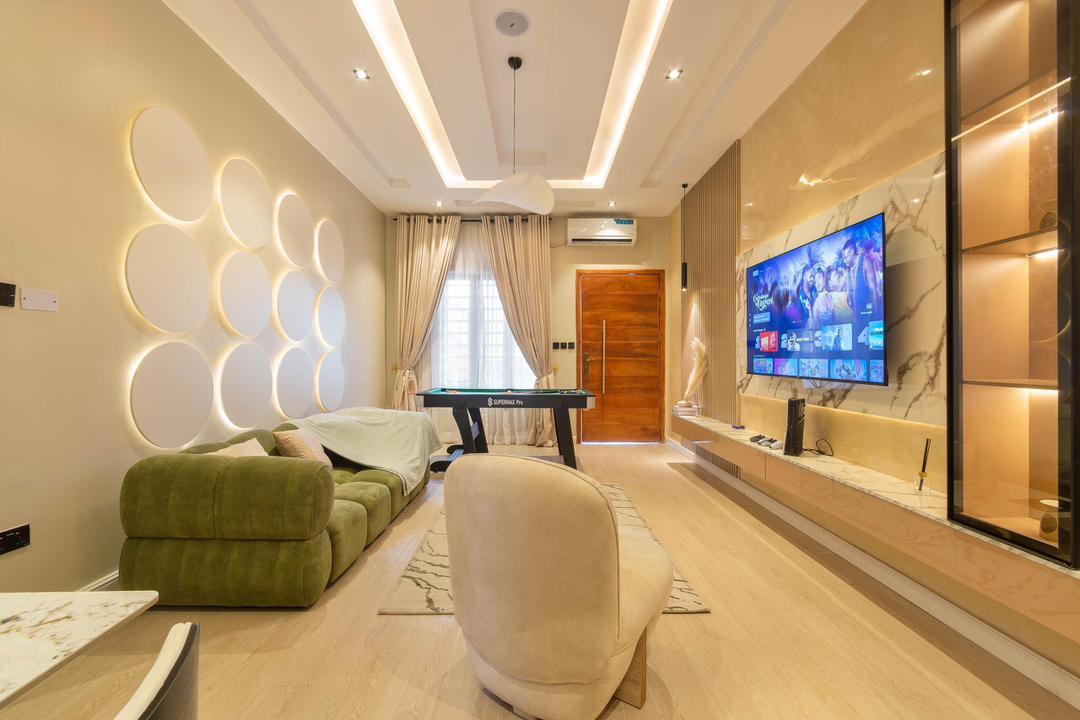 LIGHTGATE UNIT
Beautiful and luxury 2bedroom Apartment