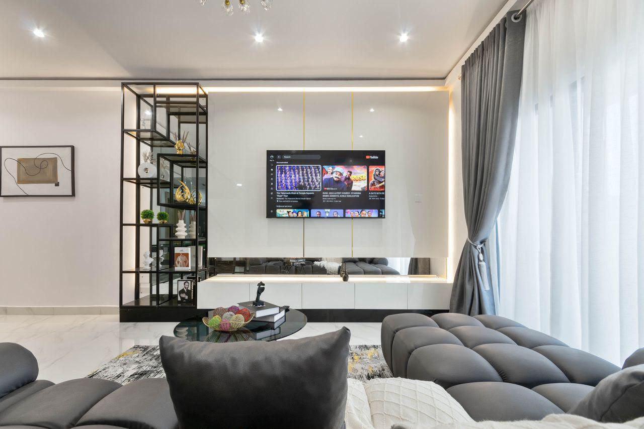 🏢 New Apartment Alert! 😍
Book this luxurious 2-Bedroom Apartment at lekki phase 1 photo 4