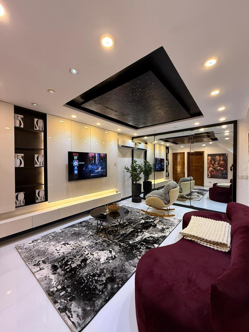 Deluxe 2 Bedroom Terrace Duplex with Pool, and PS5. Tastefully furnished and nestled in a serene environment. photo 4