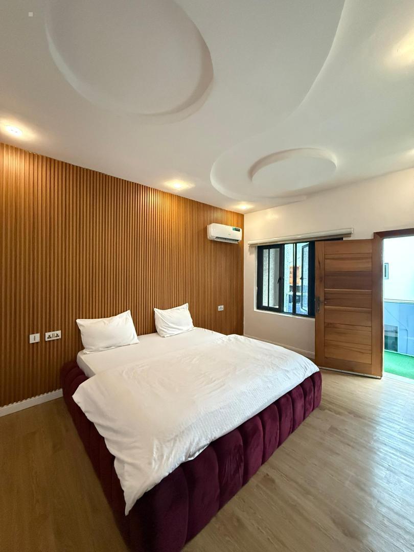 Deluxe 2 Bedroom Terrace Duplex with Pool, and PS5. Tastefully furnished and nestled in a serene environment. photo 10