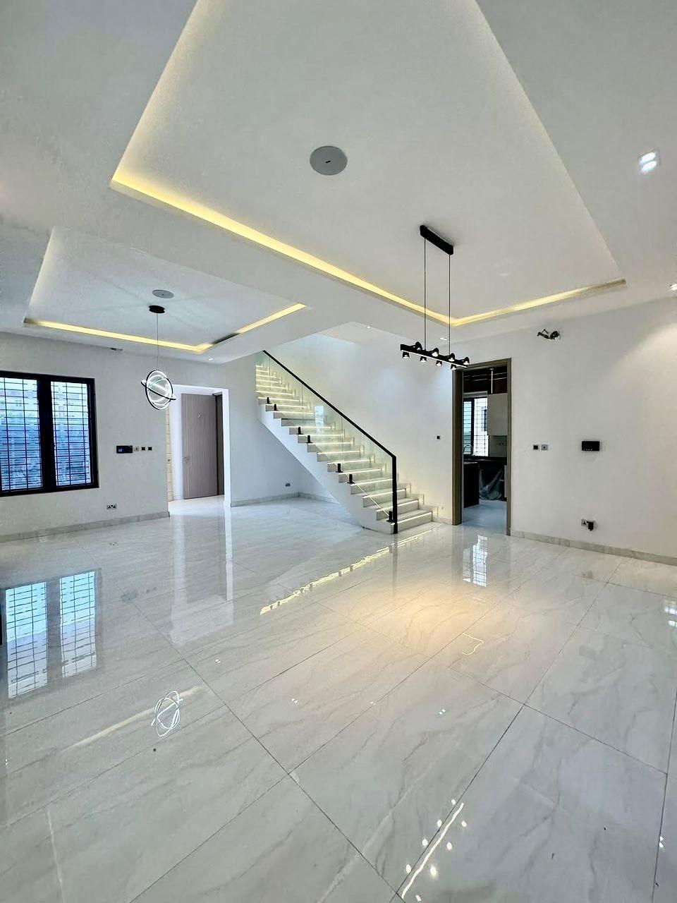 CONTEMPORARY 5-BEDROOM FULLY DETACHED DUPLEX WITH POOL & BQ photo 4