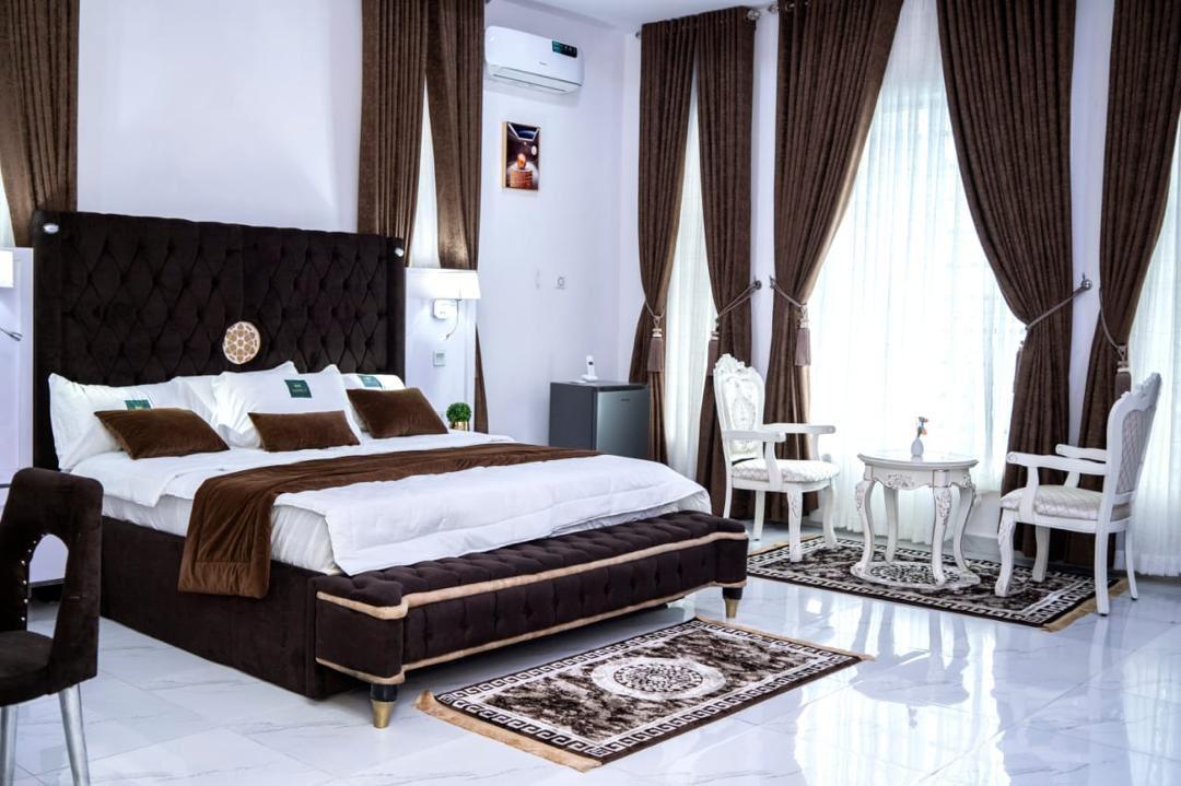 Five (5) Bedroom Self Compound in Omole*
photo 5